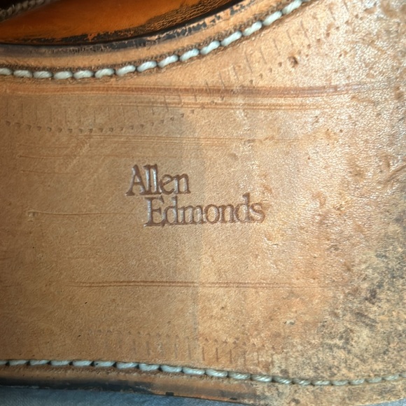 Allen Edmonds Sanford Cap Toe Oxford All Leather with Leather Soles - Picture 11 of 12